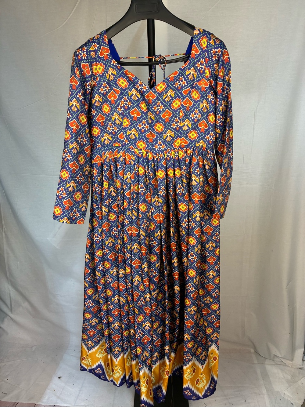 Annu's Creation Pernia's 3/4 Sleeve Open Back Maxi Dress 10